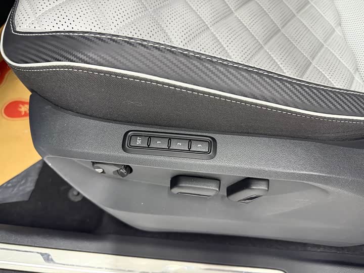 Volkswagen Tayron X 2023 2023款 380TSI 四驱旗舰智慧版