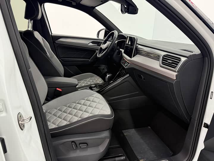 Volkswagen Tayron X 2023 2023款 380TSI 四驱旗舰智慧版