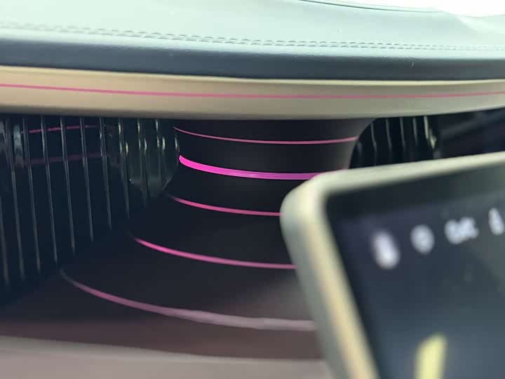 Avatr 11 2023 2023款 鸿蒙 90度 后驱版