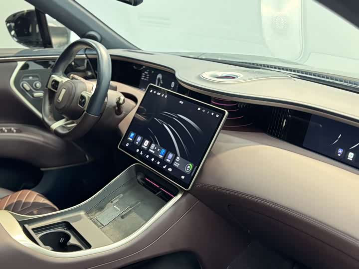 Avatr 11 2023 2023款 鸿蒙 90度 后驱版