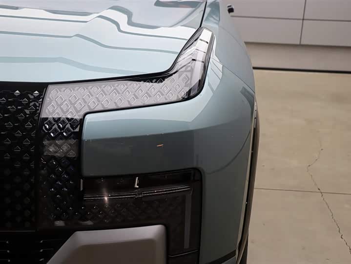 BYD Yangwang U8 2023 2023款 豪华版