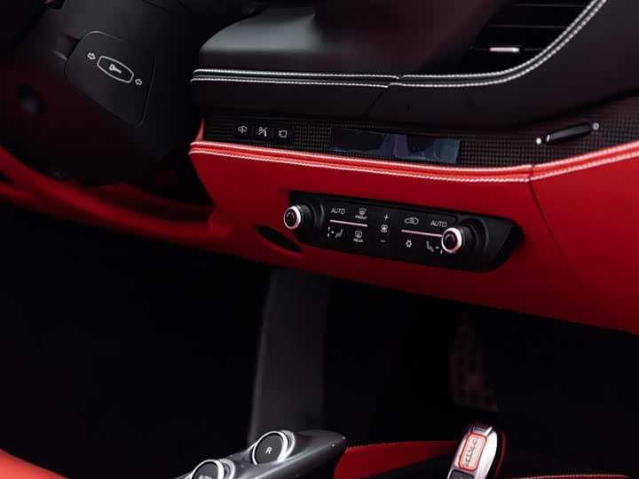 Ferrari F8 2020 2020款 Spider 3.9T V8