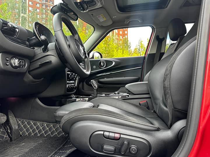 Mini Clubman 2023 2023款 2.0T COOPER S 弧光限量版