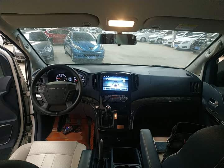 Dongfeng Forthing Lingzhi Plus 2024 2024款 1.5T 手动豪华型 7座