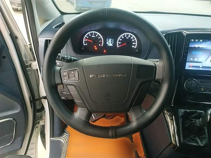 Dongfeng Forthing Lingzhi Plus 2024 2024款 1.5T 手动豪华型 7座