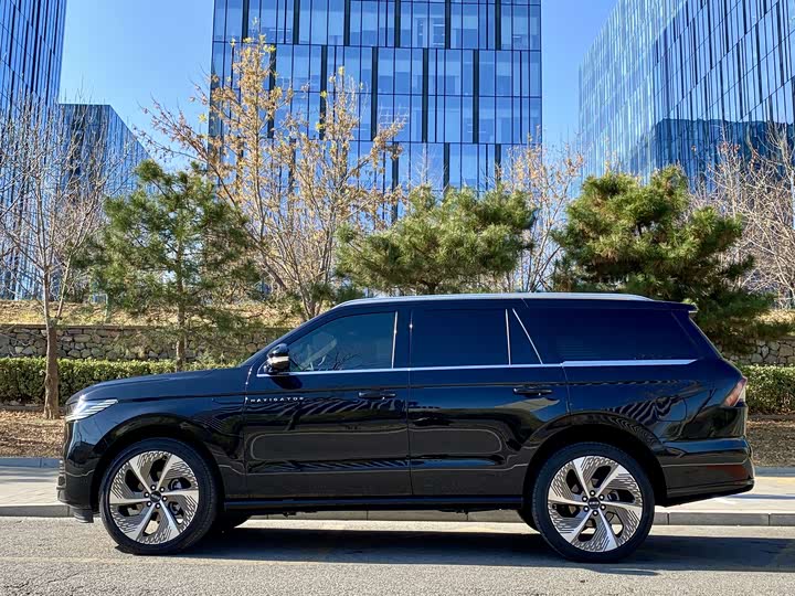 Lincoln Navigator 2025 2025款 3.5T 总统版