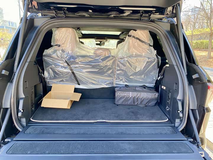 Lincoln Navigator 2025 2025款 3.5T 总统版