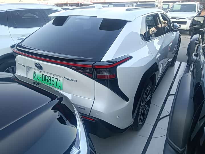 Toyota bZ4X 2022 2022款 X-MODE 四驱Ultra