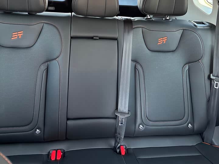 Jetour Freedom 2025 2025款 2.0TD XWD穿越