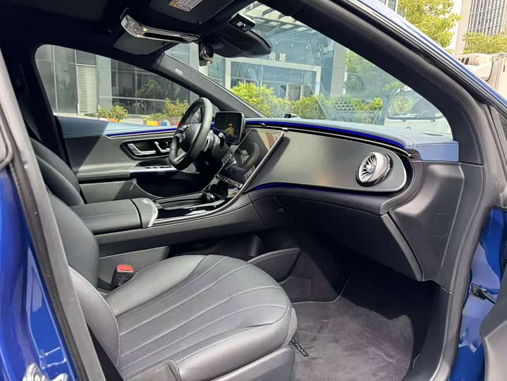 Mercedes-Benz EQE 2022 2022款 350 先型特别版