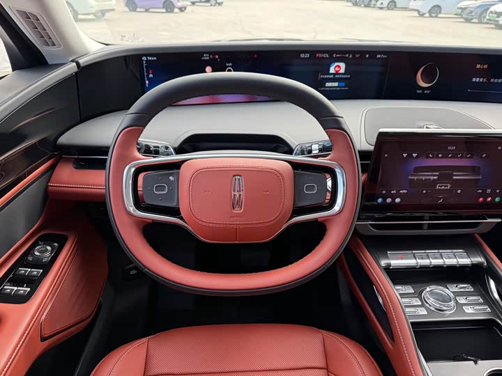 Lincoln Nautilus 2025 2025款 改款 2.0T 四驱尊逸版