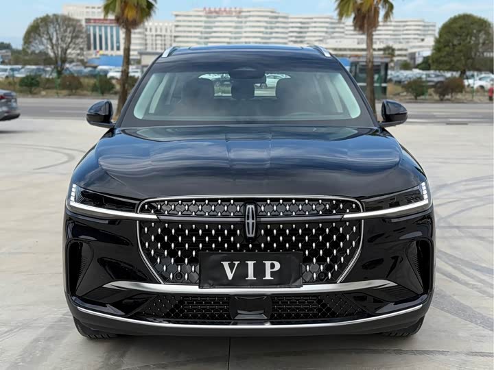 Lincoln Nautilus 2025 2025款 改款 2.0T 四驱尊逸版