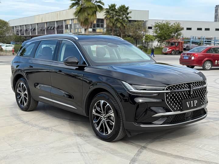 Lincoln Nautilus 2025 2025款 改款 2.0T 四驱尊逸版