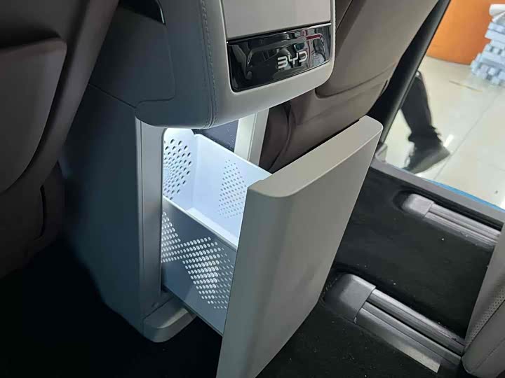 BYD Xia 2025 2025款 DM-i 1.5T 180km 超越型