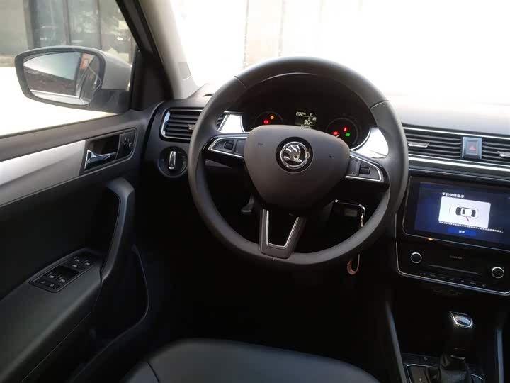 Skoda Rapid 2022 2022款 1.5L 自动舒享版