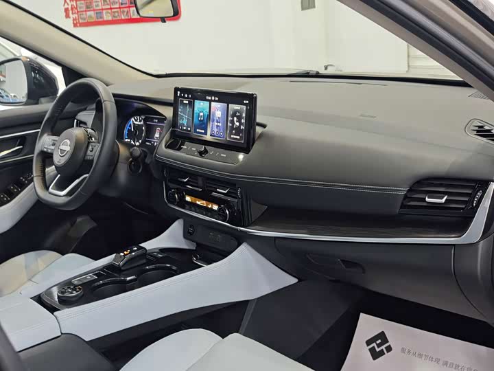 Nissan X-Trail 2023 2023款 e-POWER 超混双电机四驱豪华版