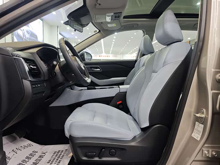 Nissan X-Trail 2023 2023款 e-POWER 超混双电机四驱豪华版