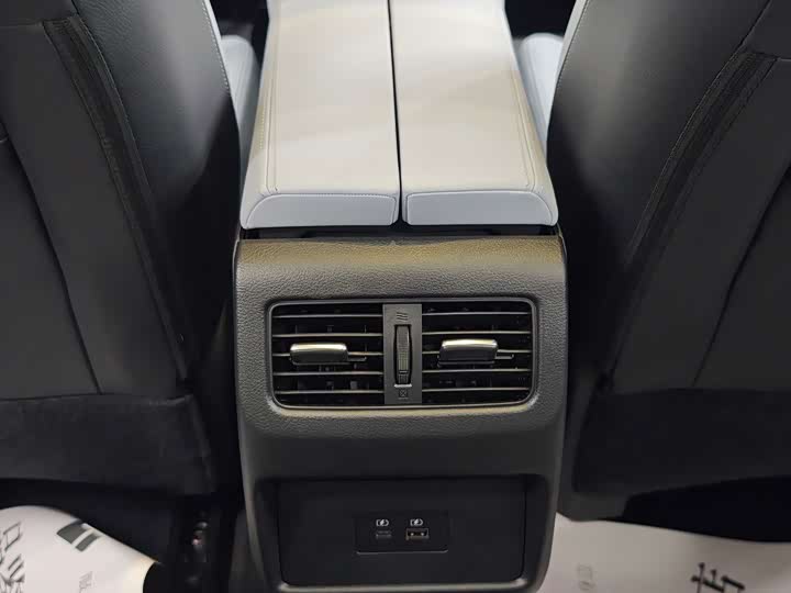 Nissan X-Trail 2023 2023款 e-POWER 超混双电机四驱豪华版