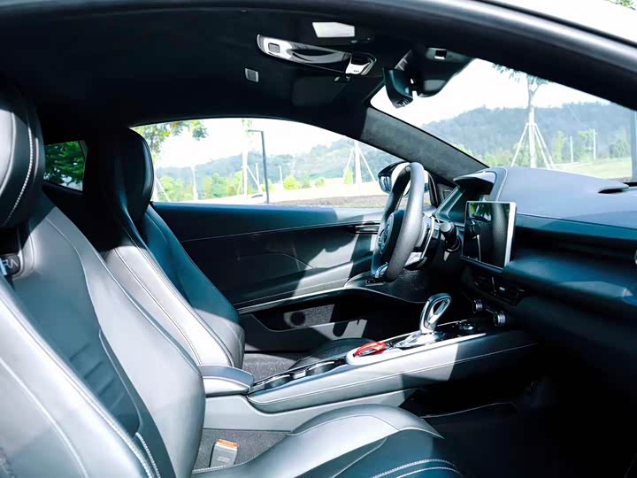 Lotus Emira 2021 2021款 2.0T DCT First Edition