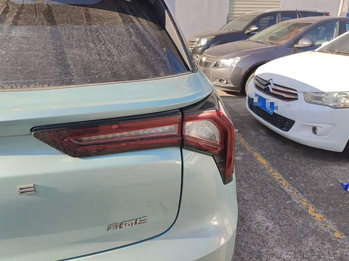 Geely Geometry E Firefly 2024 2024款 401km 萤光