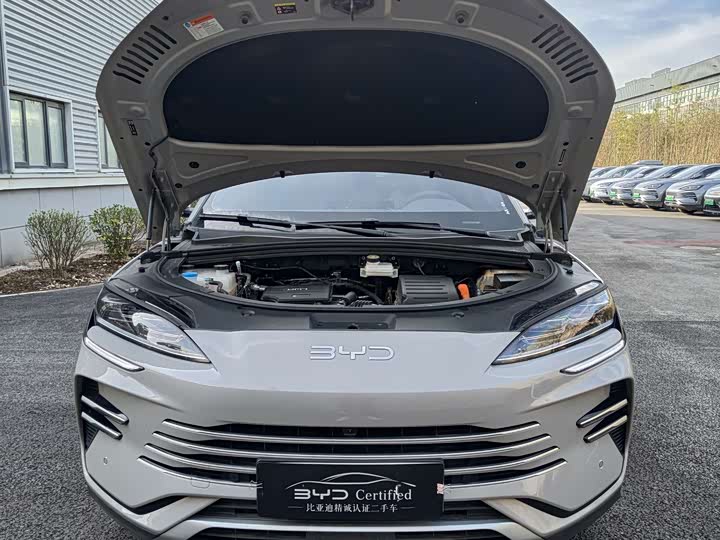 2025 BYD Song Plus Hybrid/EV