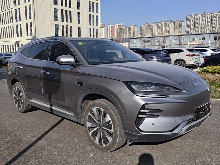 2025 BYD Song Plus Hybrid/EV