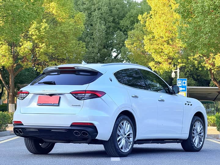 Maserati Levante 2022 2022款 3.0T Modena