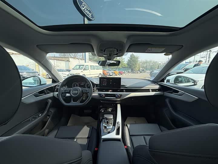 Audi A5 2024 2024款 Sportback 40 TFSI 时尚动感型