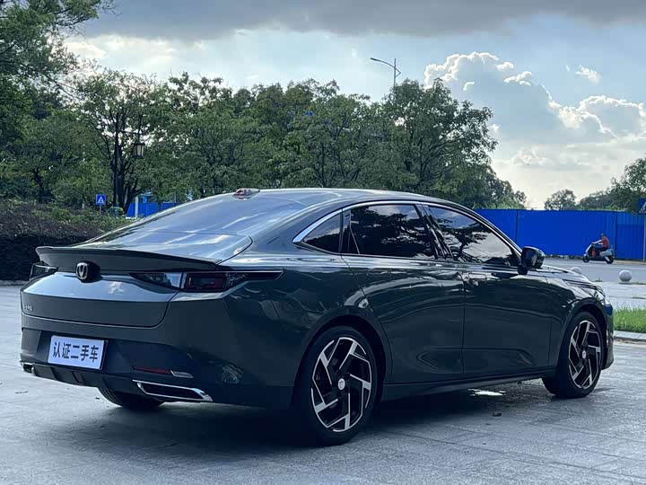 Changan Yida 2023 2023款 蓝鲸NE 1.5T GDI DCT旗舰型