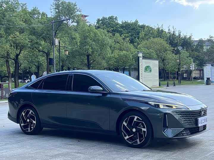 Changan Yida 2023 2023款 蓝鲸NE 1.5T GDI DCT旗舰型