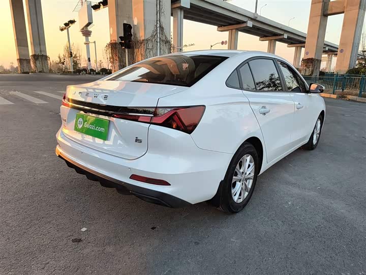 Roewe i5 2023 2023款 1.5L 手动舒享版