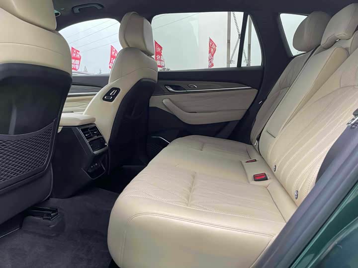 Geely Monjaro 2025 2025款 东方曜 2.0TD 自动四驱望月版