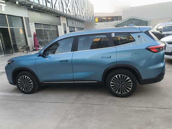 Chery Tiggo 8 Plus C-DM 2025 2025款 1.5T 116km 尊贵型 5座