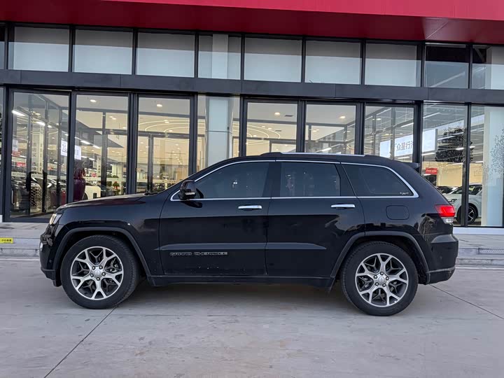 Jeep Grand Cherokee 2021 2021款 3.0L 80周年纪念版