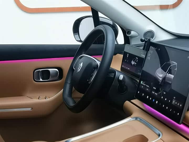 Leapmotor C16 2026 2026款 增程 280激光雷达智尊版 6座