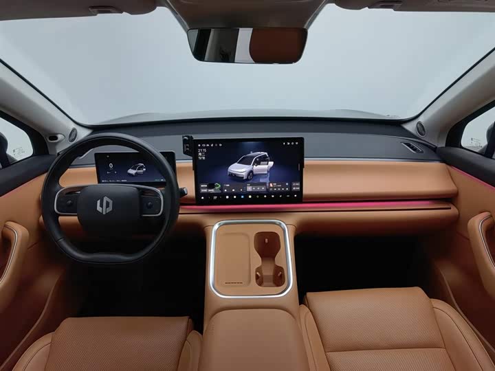 Leapmotor C16 2026 2026款 增程 280激光雷达智尊版 6座