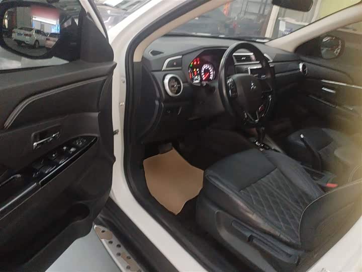 Mitsubishi ASX 2020 2020款 2.0L CVT智领版