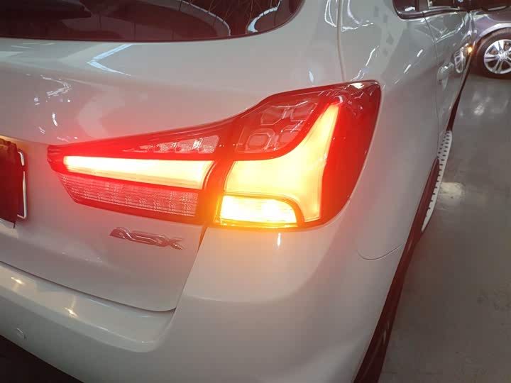 Mitsubishi ASX 2020 2020款 2.0L CVT智领版