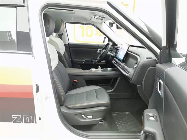 BAIC Beijing BJ30 2024 2024款 1.5T 魔核电驱进阶版