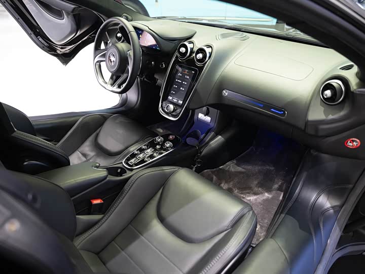 McLaren GT 2023 2023款 4.0T 标准型