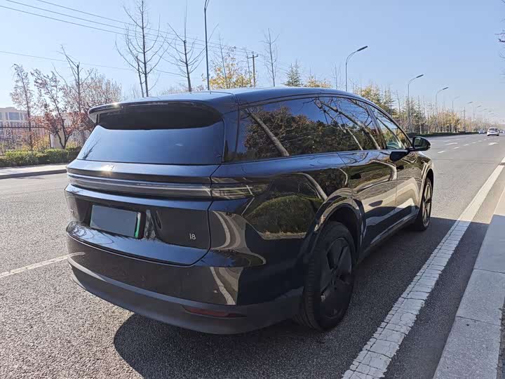 LiXiang i8 2025 2025款 标准版