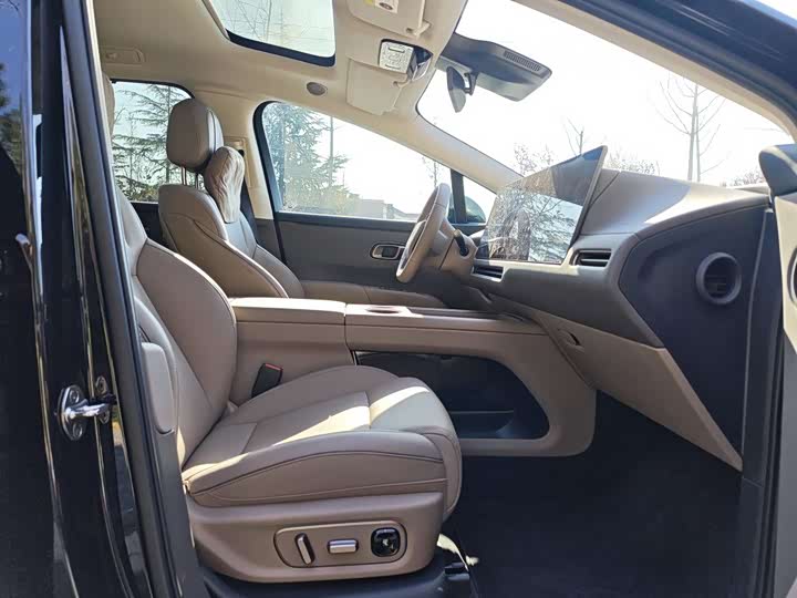 LiXiang i8 2025 2025款 标准版