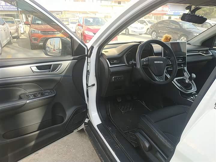 Haval M6 2023 2023款 PLUS 1.5T 手动豪华智联型
