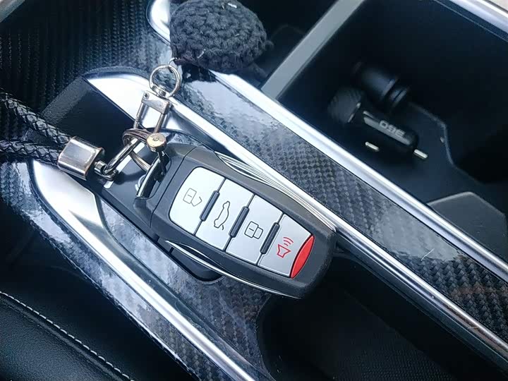 Haval M6 2023 2023款 PLUS 1.5T 手动豪华智联型