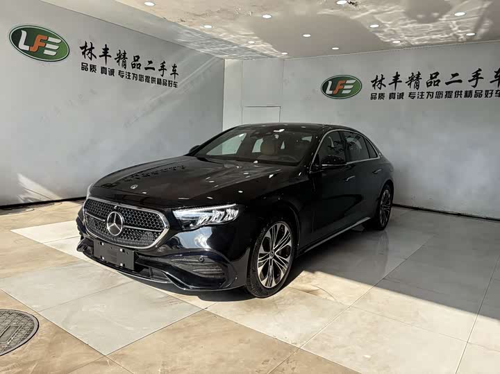 Mercedes-Benz E-Class Hybrid 2024 2024款 E 350 e L 插电式混合动力运动轿车