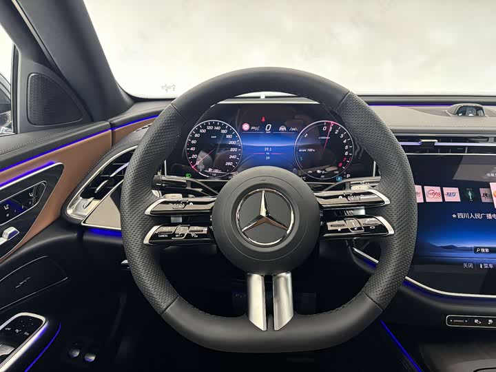 Mercedes-Benz E-Class Hybrid 2024 2024款 E 350 e L 插电式混合动力运动轿车