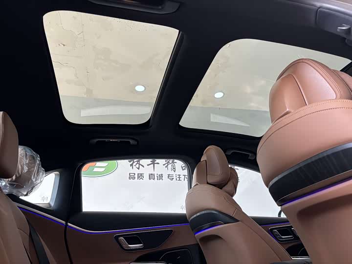 Mercedes-Benz E-Class Hybrid 2024 2024款 E 350 e L 插电式混合动力运动轿车