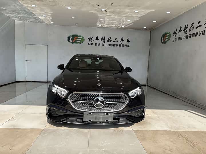Mercedes-Benz E-Class Hybrid 2024 2024款 E 350 e L 插电式混合动力运动轿车