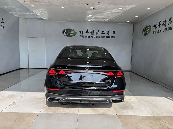 Mercedes-Benz E-Class Hybrid 2024 2024款 E 350 e L 插电式混合动力运动轿车