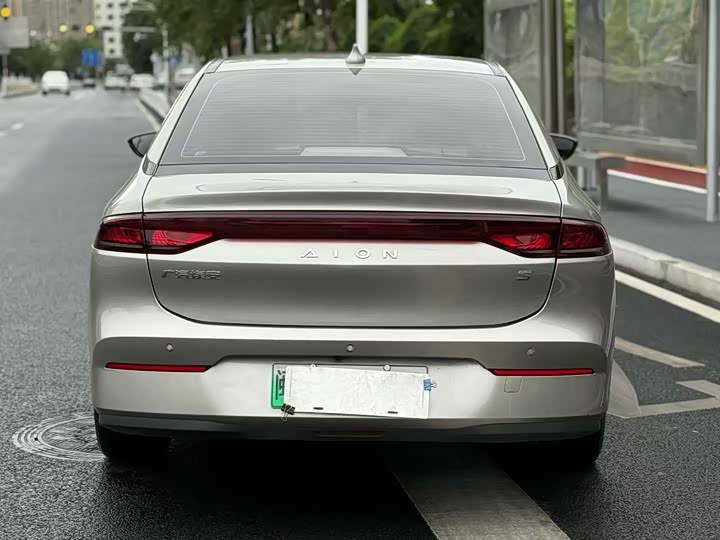 GAC Aion S 2023 2023款 魅 580 磷酸铁锂